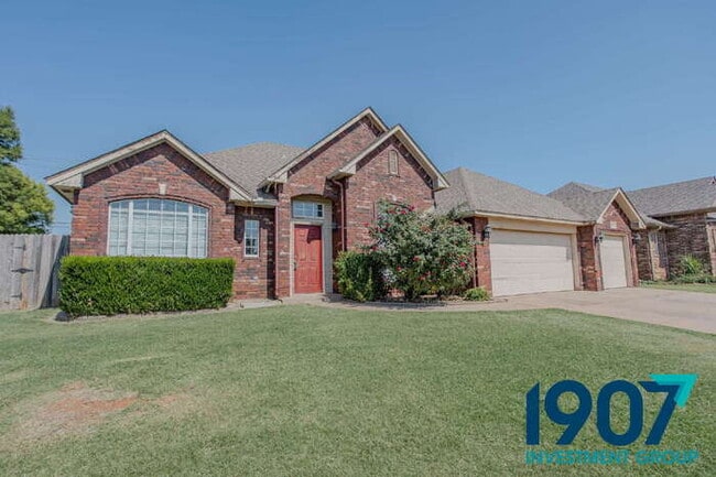 Building Photo - Elegant and Spacious 3-Bedroom Home in Edm...