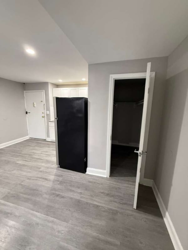 Building Photo - 147 Cleveland St