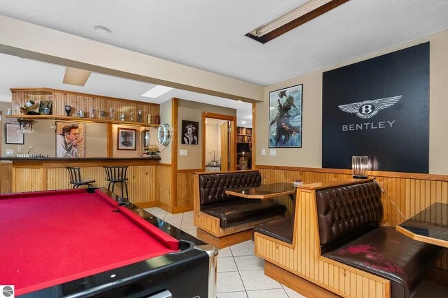 Foto del edificio - 3130 Veterans Dr