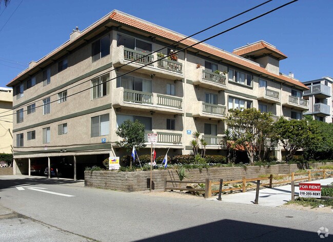 17 Northstar St Marina Del Rey Ca 90292 Rentals Primary Photo 17 Northstar St