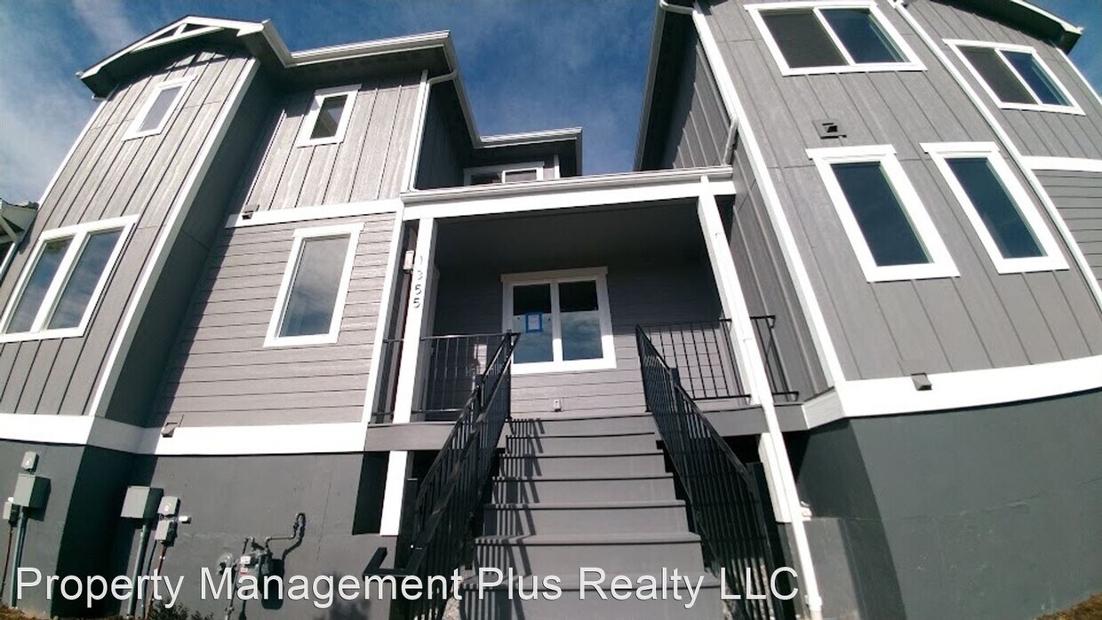 Primary Photo - 3 br, 4 bath House - 1355 Baker Street