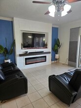 Building Photo - 3572 Valleyview Dr