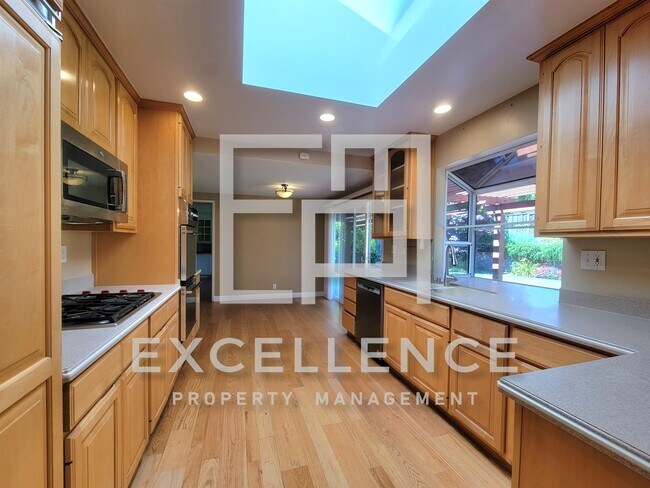 Building Photo - 11101 Chadwick Pl