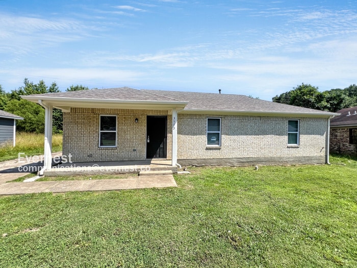Primary Photo - 3573 Russelwood Dr