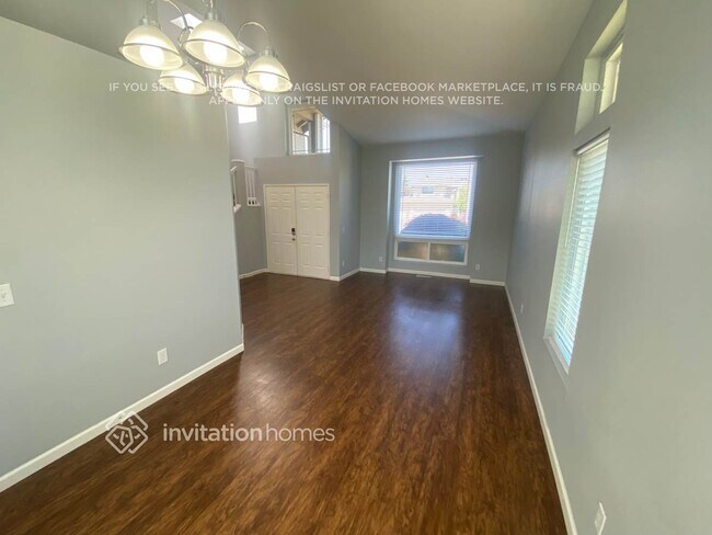 Foto del edificio - 3928 15th Ave SE