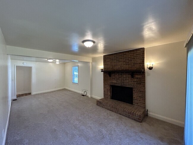 Building Photo - T.R. Lawing Property