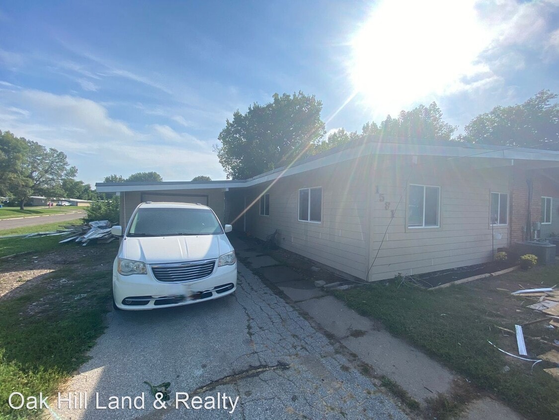 3 br, 1 bath House 1581 Harrington Loop House Rental in Sergeant