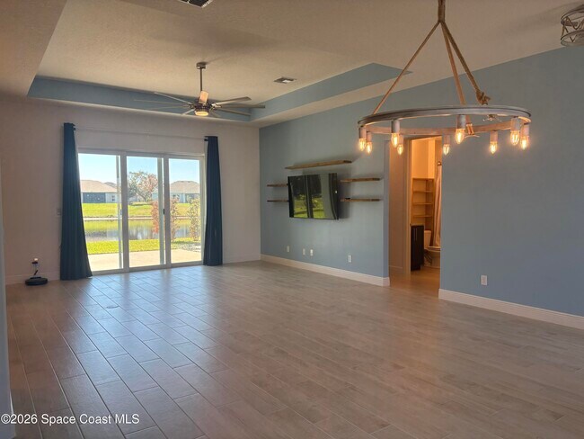 Foto del edificio - 718 Lyndall Ln