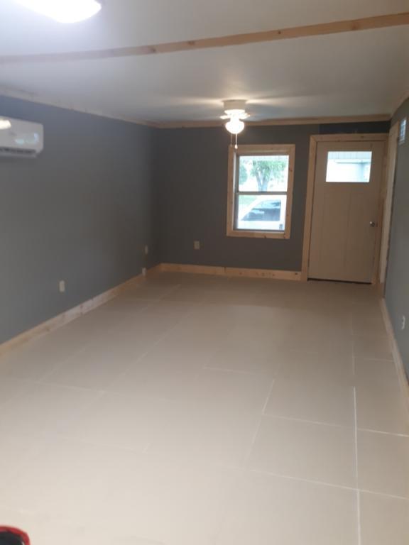 Foto principal - 1424 Chester St