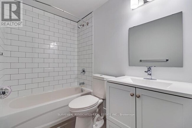 Building Photo - 7555-7555 Goreway Dr