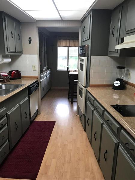 Foto del edificio - 9353 SW Fleetwood Dr