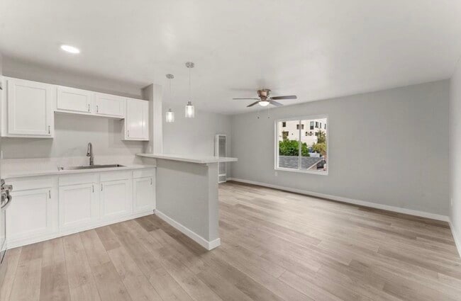 Building Photo - 320 Willie James Jones Ave