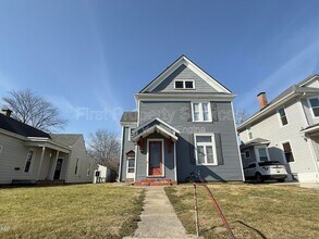 Building Photo - 2121 Culbertson Ave