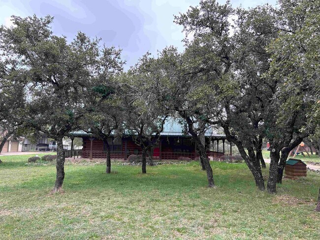 Foto del edificio - 360 CR 100