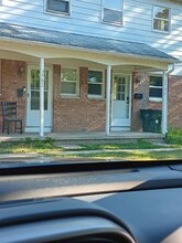 Building Photo - 3700 Malibu Dr