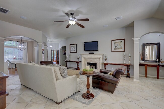 Foto del edificio - 19 S Linton Ridge Cir