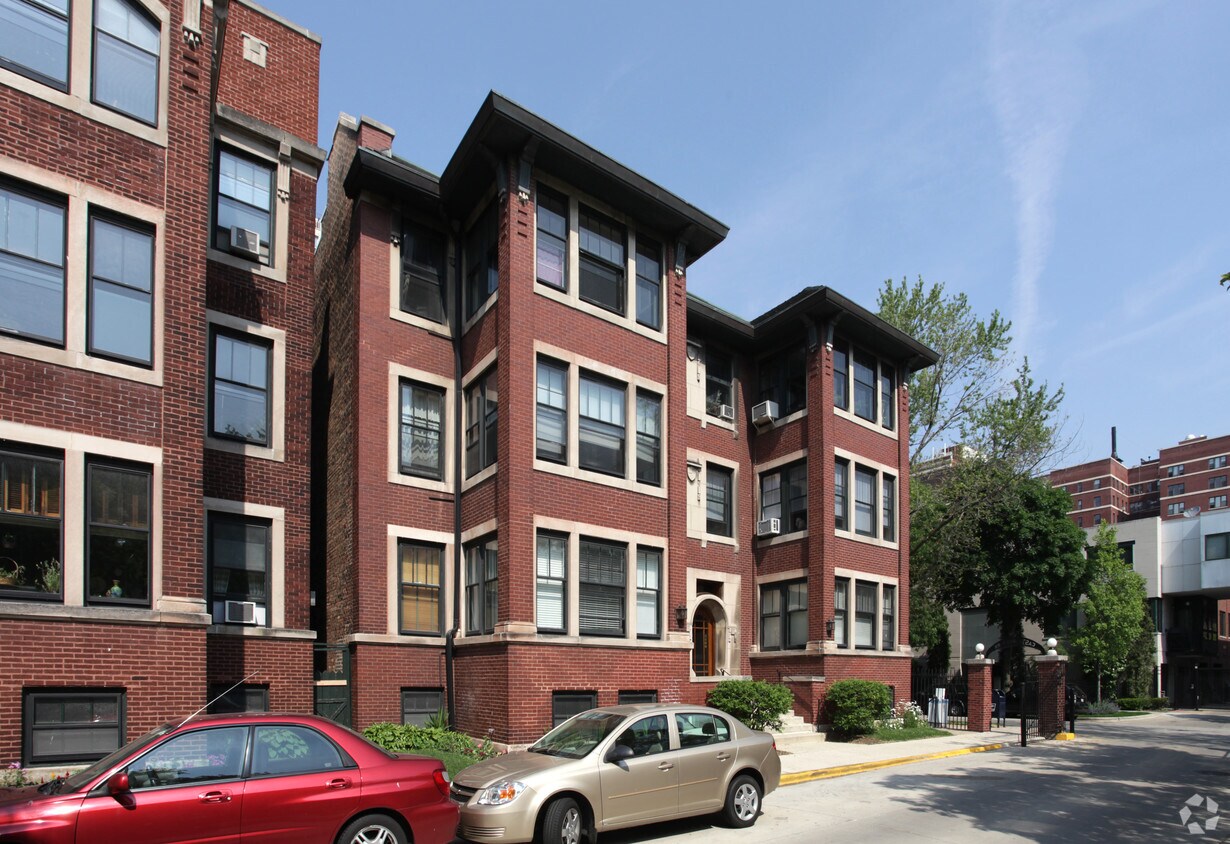 Building Photo - 5400-5402 S East View Park