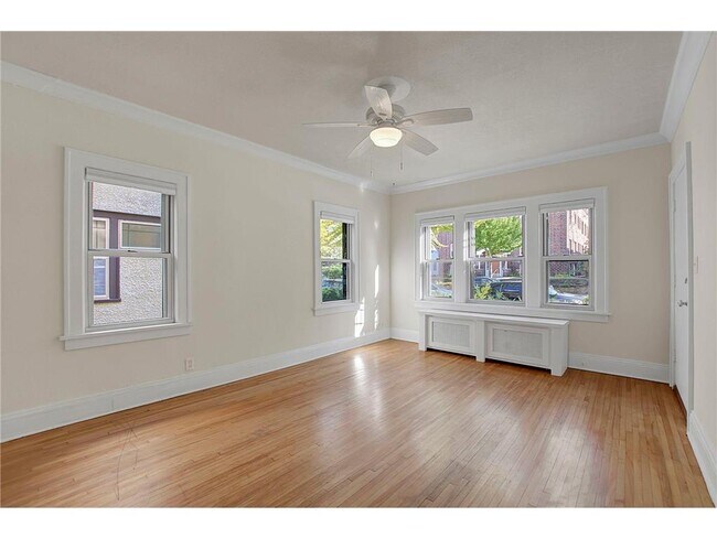 Foto del edificio - 3546 Emerson Ave S