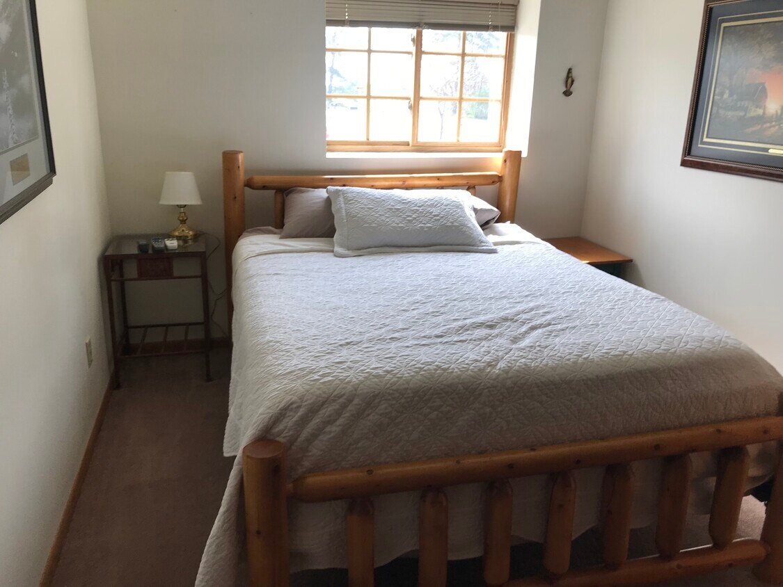 Foto principal - 427 N 4th St