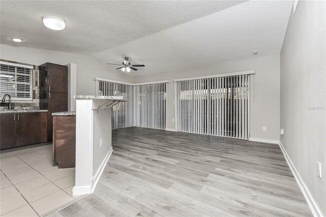 Building Photo - 7606 Willow Park Dr