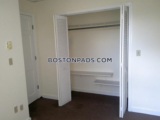Building Photo - 1209 Boylston St