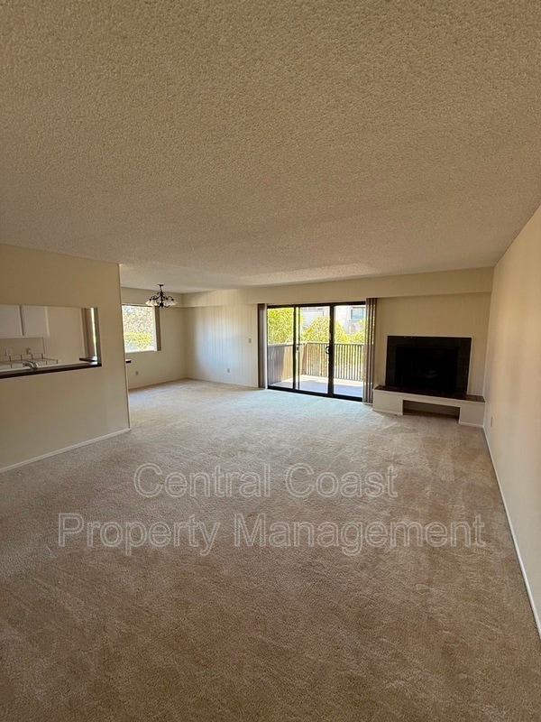 Building Photo - 1360 Josselyn Canyon Rd