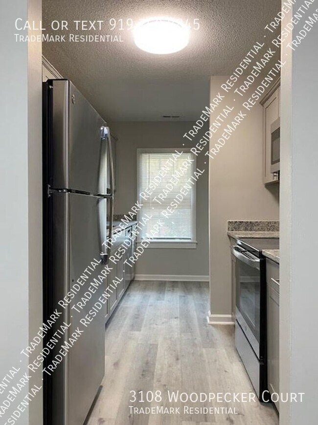 Building Photo - 3108 Woodpecker Ct