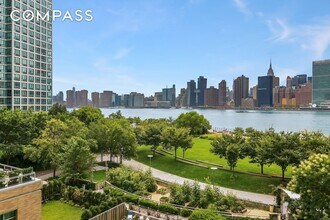 Building Photo - 46-30 Center Blvd