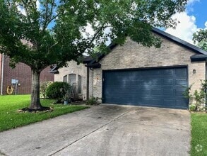 Building Photo - 3527 Riverside Dr