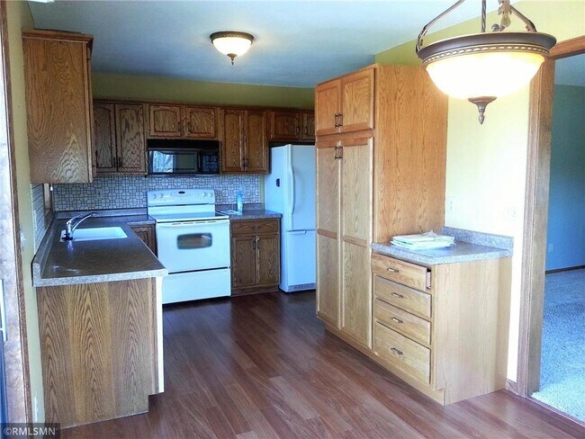 Foto del edificio - 502 Prairie Ln