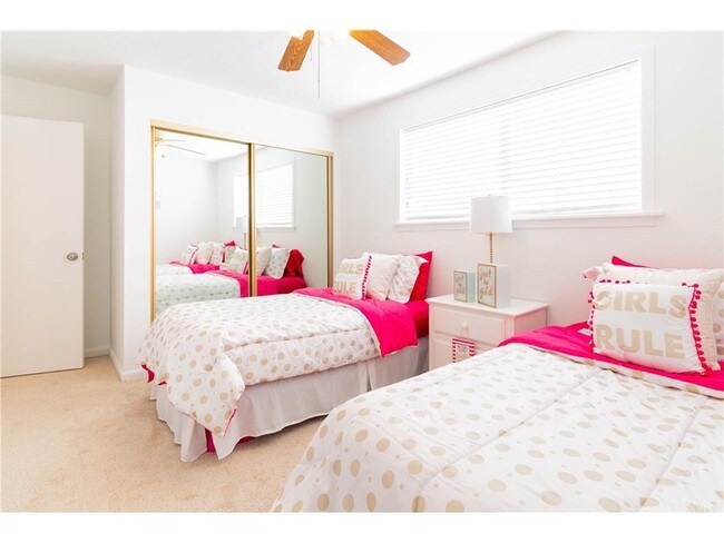 Building Photo - 2501 W Redondo Beach Blvd