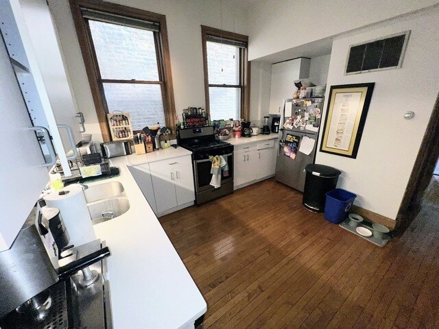 Foto del edificio - 2240 N Halsted St