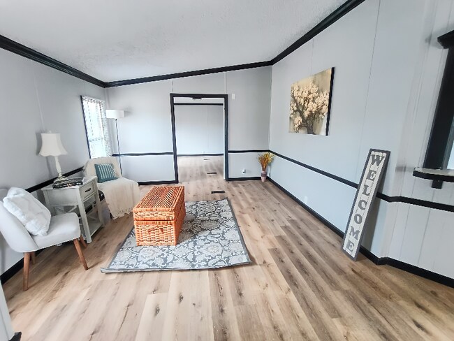 Building Photo - 12 Deerwood Park