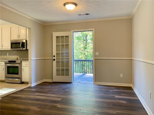 Building Photo - 353 Fall View Ct