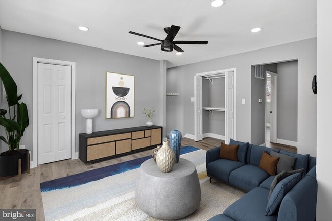 Photo - 146 Joliet St Apartment