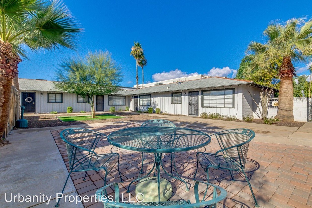 Foto principal - 825 E Marlette Ave