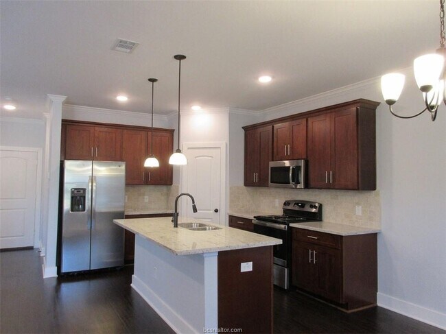 Foto del edificio - 2118 Crescent Pointe Pkwy