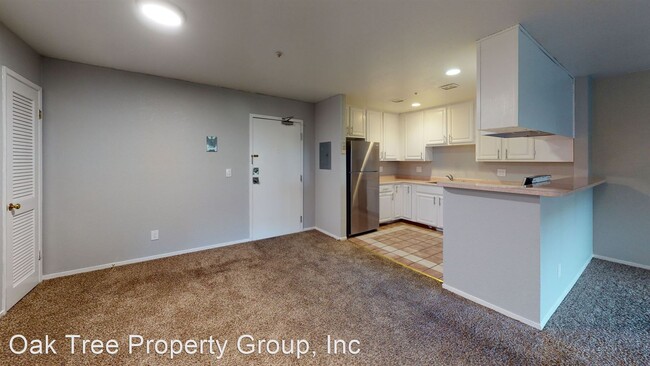 Building Photo - 9724 Mountain Blvd
