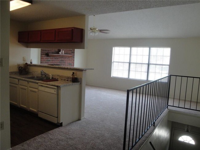 Foto del edificio - 226 Samuel Blvd