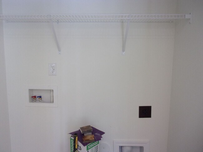 Building Photo - New Construction 2 Bedroom 1 Bath Apartment in Downtown Clover