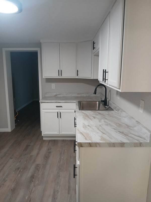 Building Photo - 1602 N Hughes St