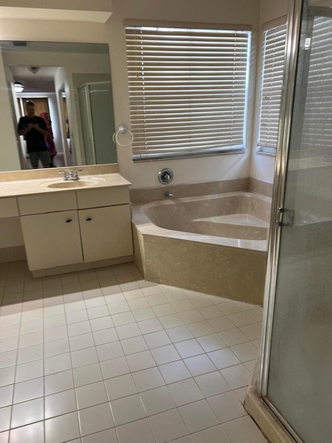 Foto del edificio - 3671 Potomac Ct