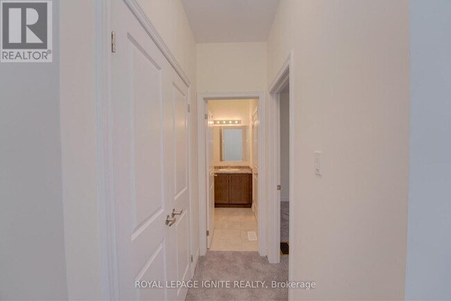 Photo du bâtiment - 43 E Vis Ter