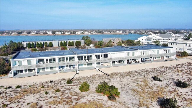 Building Photo - 279 Dune Rd