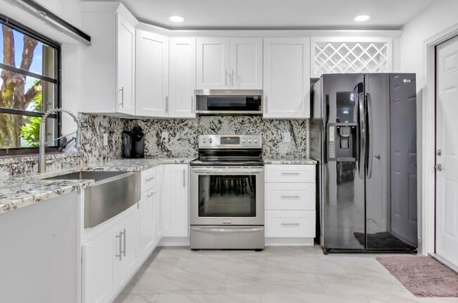 Foto del edificio - 4857 Dovewood Terrace