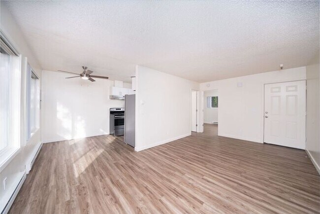 Foto del edificio - 1 bedroom in Oregon City! Must See!! 1ST M...