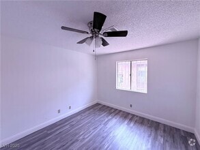 Building Photo - 204 N Bruce St