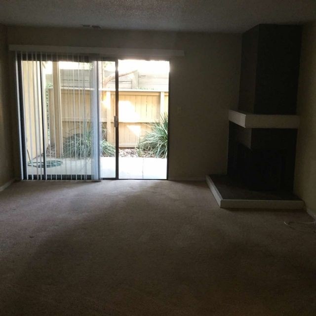 Building Photo - 3400 Sullivan Ct