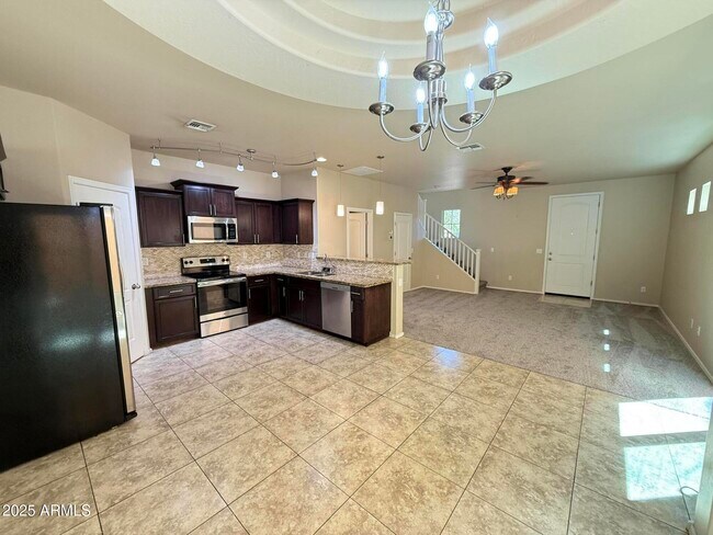 Foto del edificio - 2062 E Heartwood Ln