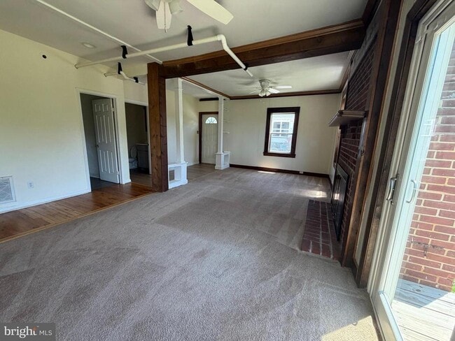 Building Photo - 8156 Rocky Ridge Rd